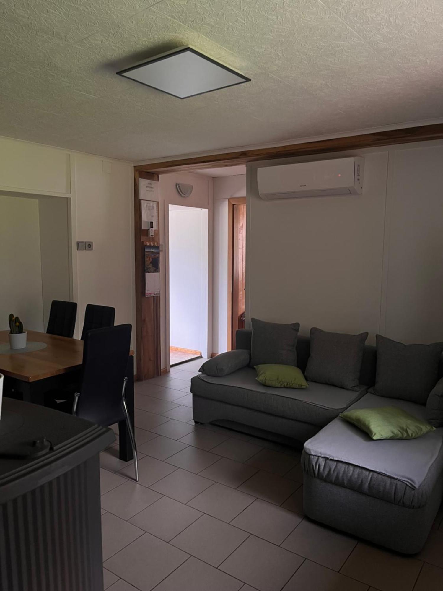 Zaga Apartma Beny With Sauna מראה חיצוני תמונה